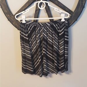 Woman's Skirt Size Medium